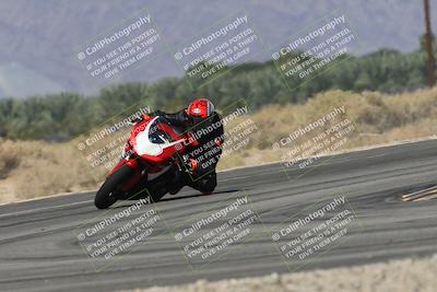 media/Oct-13-2025-Moto Forza (Mon) [[a66d839500]]/3-B Group/Session 3 (Turn 16)/
